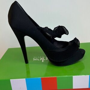Charles David Black Ruffle Peep-Toe Heels